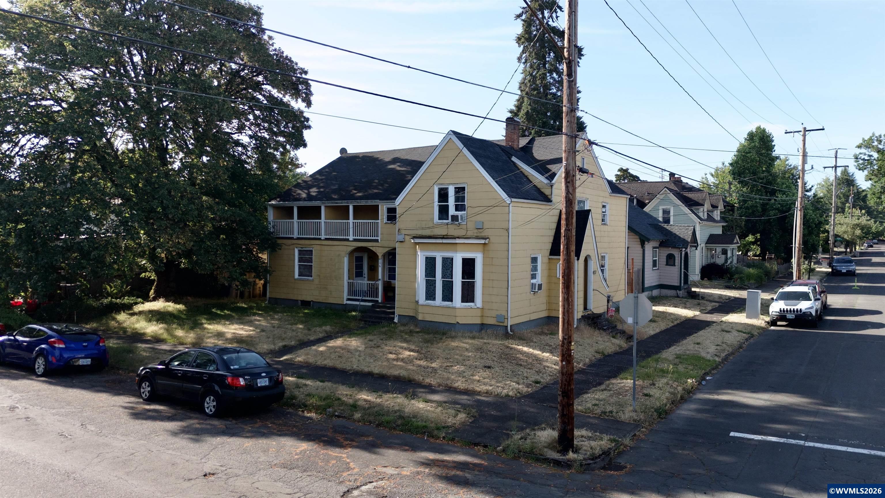 206 Southeast 4th Avenue Albany, OR 97321 - Photo 2 of 6