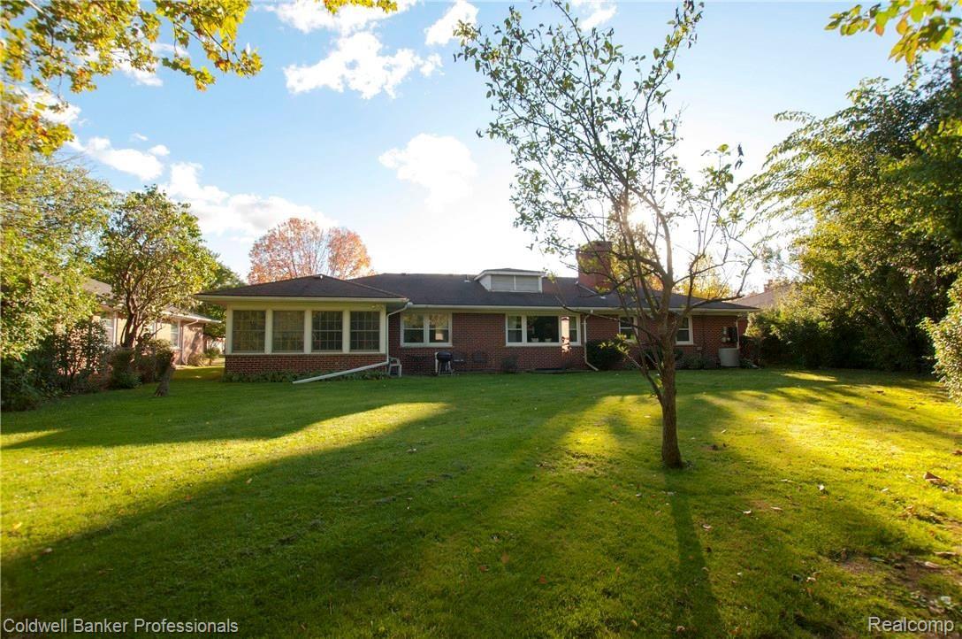 1180 South Renaud Road Grosse Pointe, MI 48236 - Photo 28 of 29 26 (1).jpg