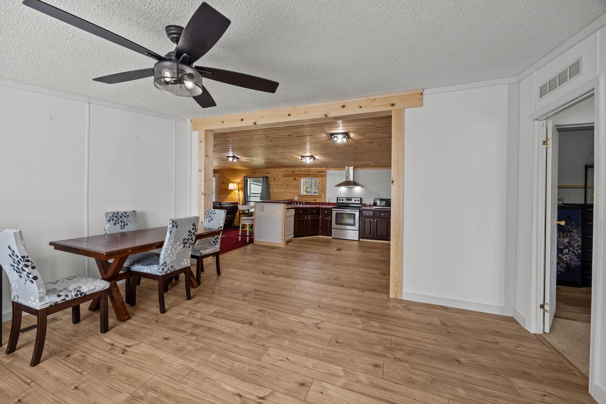 1291 Old Whitesville Road Moncks Corner, SC 29461 - Photo 4 of 19 4-web-or-mls-470A9539