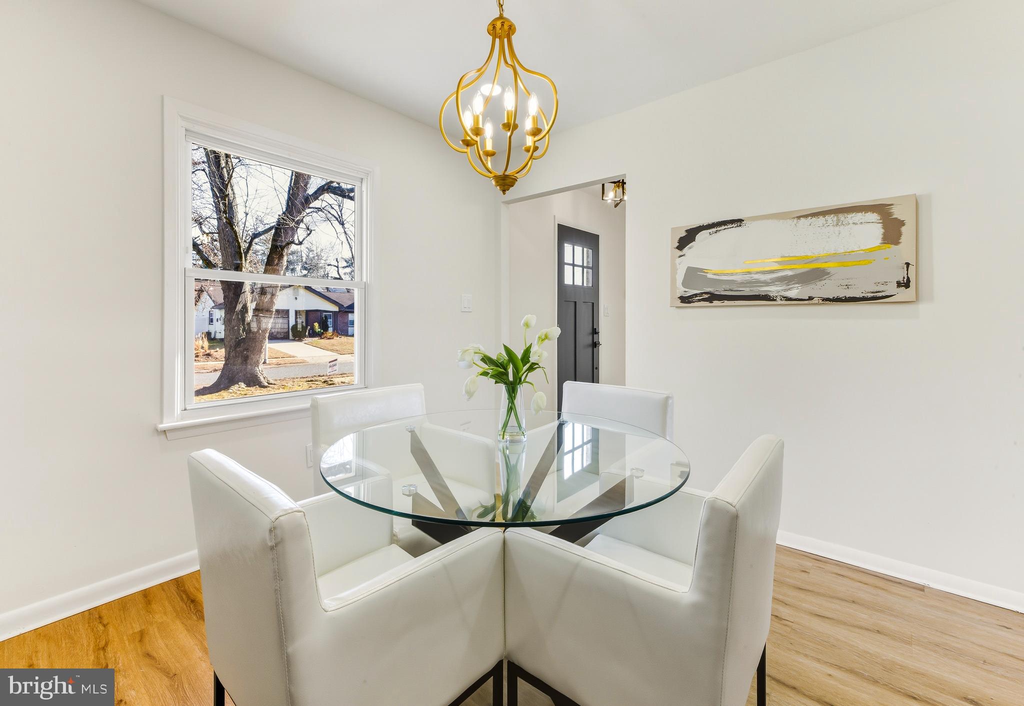 53 Spindletop Lane Willingboro, NJ 08046 - Photo 11 of 22 a dining room with furniture and window