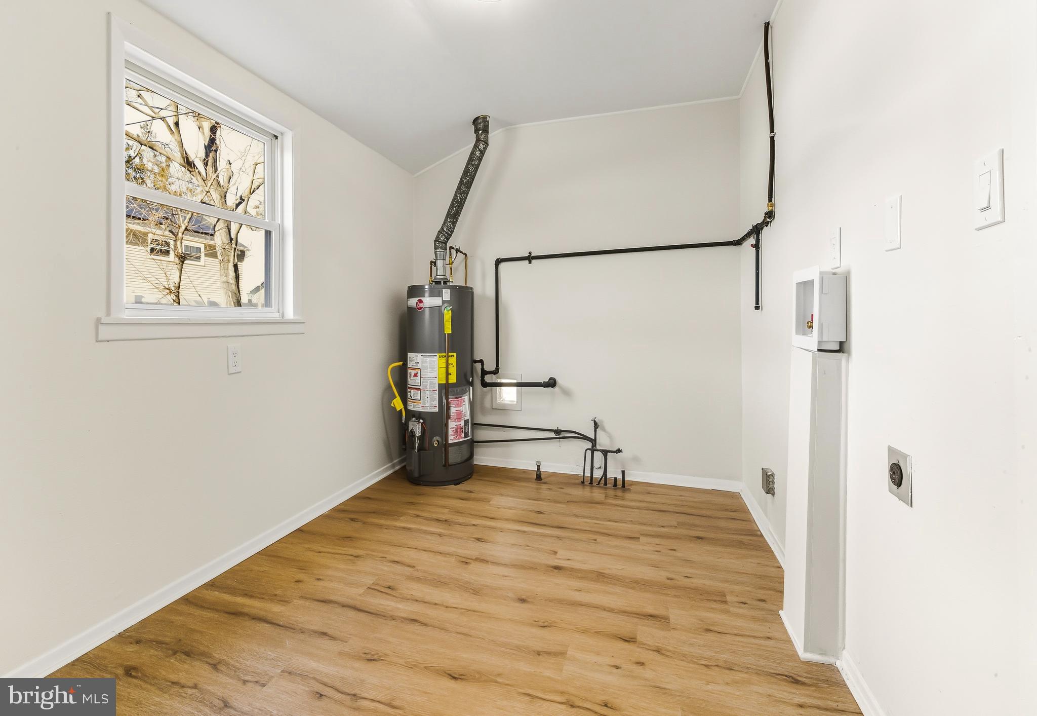 53 Spindletop Lane Willingboro, NJ 08046 - Photo 20 of 22 a view of hallway with wooden floor