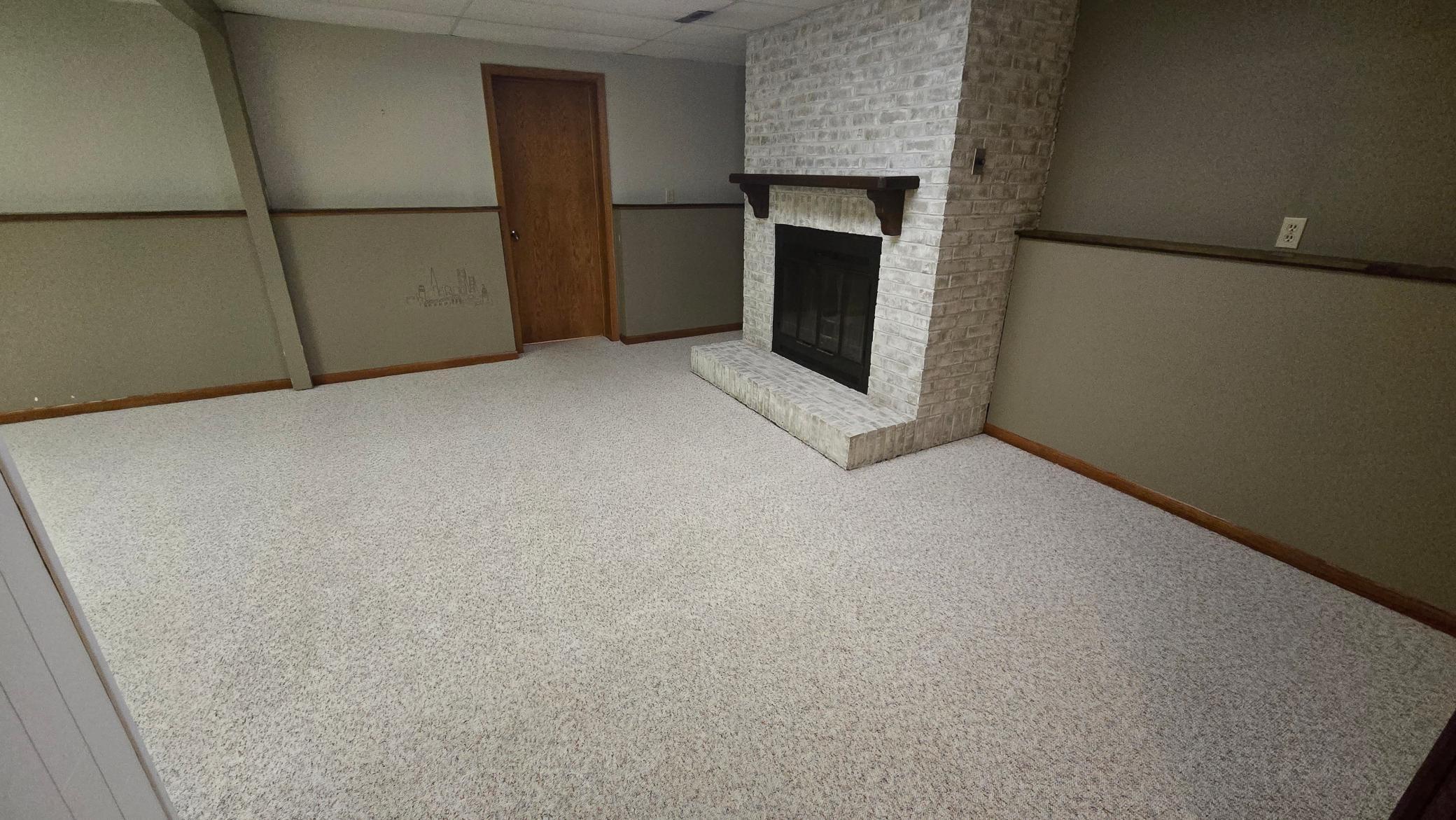 1909 9th Street Southwest Austin, MN 55912 - Photo 33 of 43 Gallery Image 33