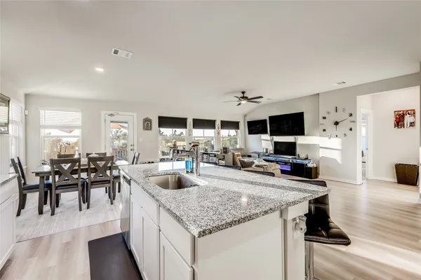 $390,000 | 3204 Mt Vernon Avenue, Leander, TX 78645