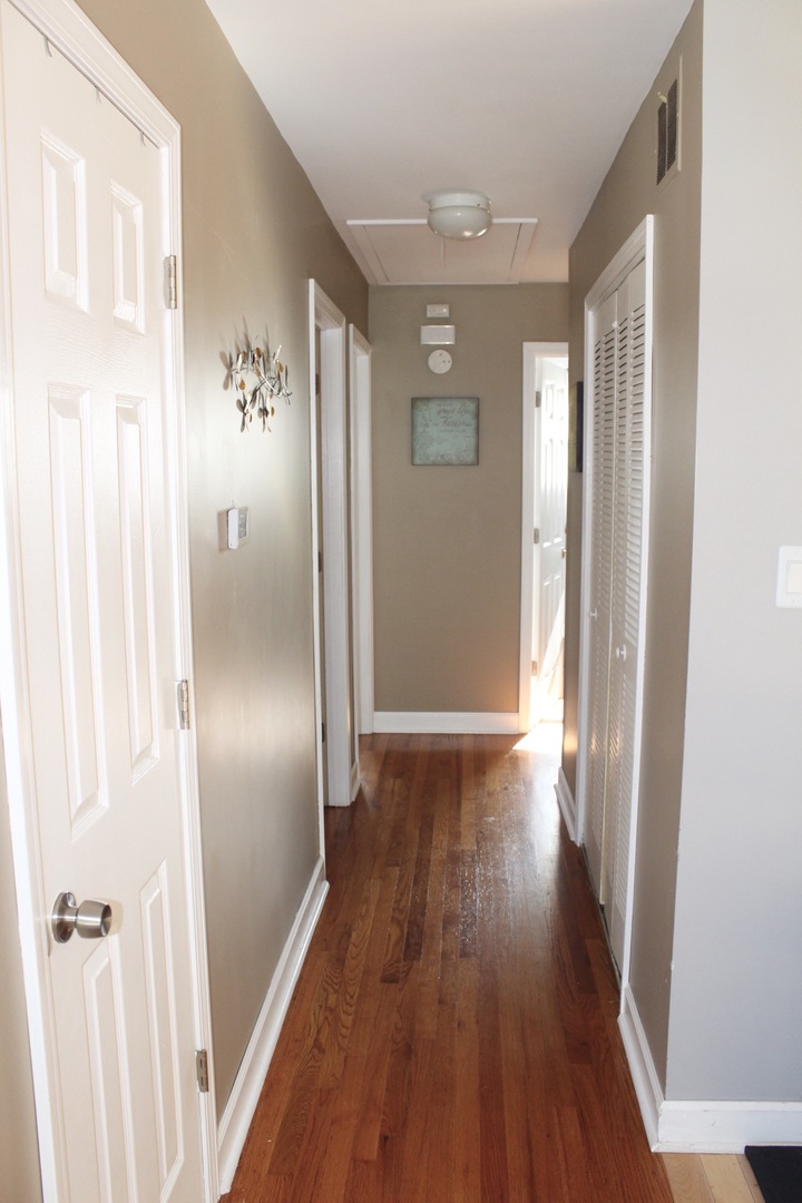 9129 Homestead Lane Bridgeview, IL 60455 - Photo 9 of 17