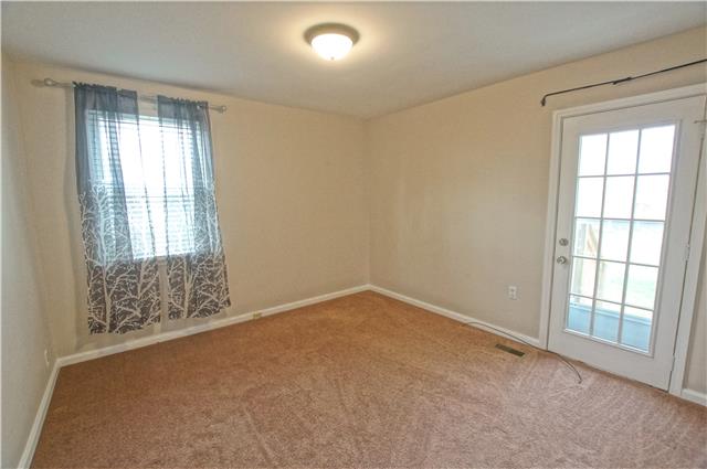 5420 Knob Road Nashville, TN 37209 - Photo 12 of 17