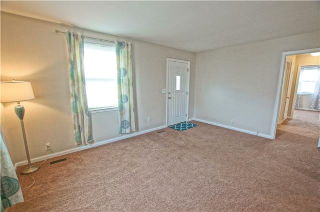 5420 Knob Road Nashville, TN 37209 - Photo 3 of 17