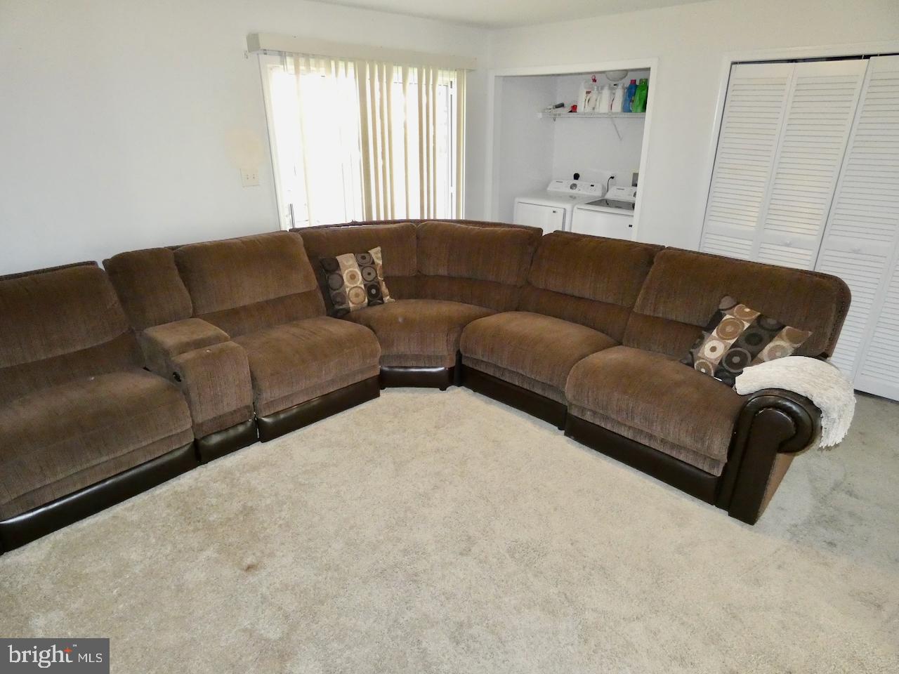 15 Wicklow Road Bear, DE 19701 - Photo 41 of 53 a living room with furniture and a couch