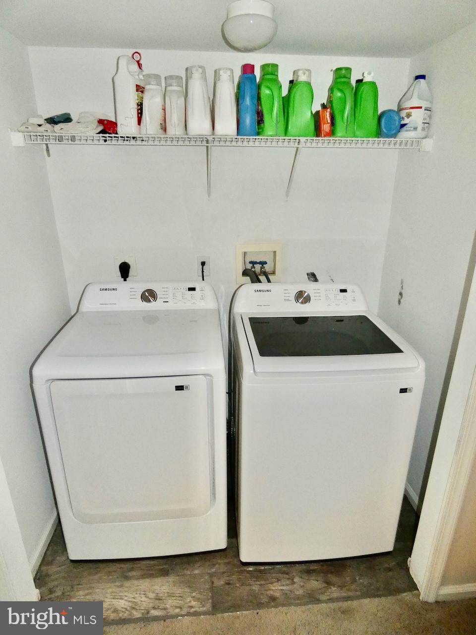 15 Wicklow Road Bear, DE 19701 - Photo 44 of 53 a utility room with dryer and washer