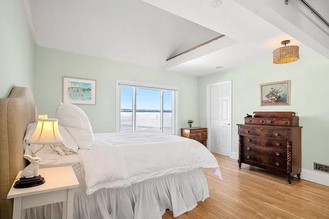 $899,900 | 1 Shore Avenue, Salem, MA 01970