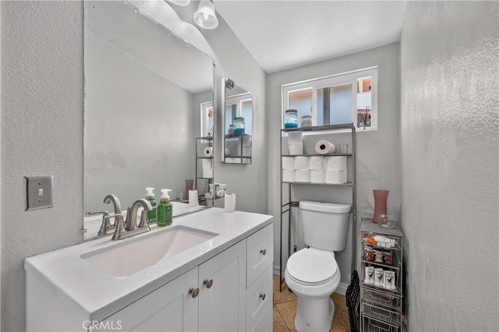 7832 Ruthann Avenue Stanton, CA 90680 - Photo 25 of 35 Jack & Jill bathroom