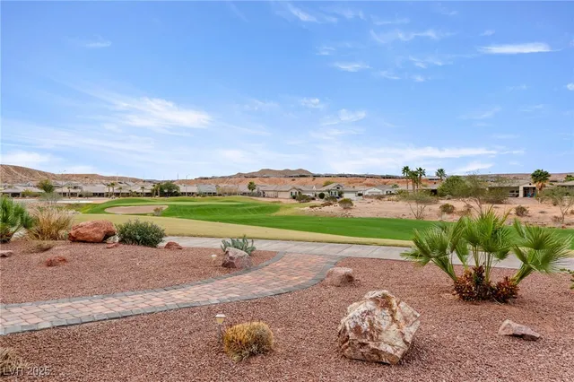 $469,900 | 1355 Huntington Heights, Mesquite, NV 89027