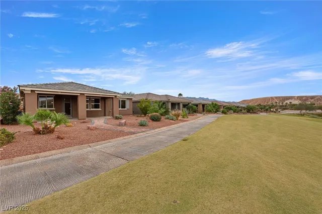 $469,900 | 1355 Huntington Heights, Mesquite, NV 89027