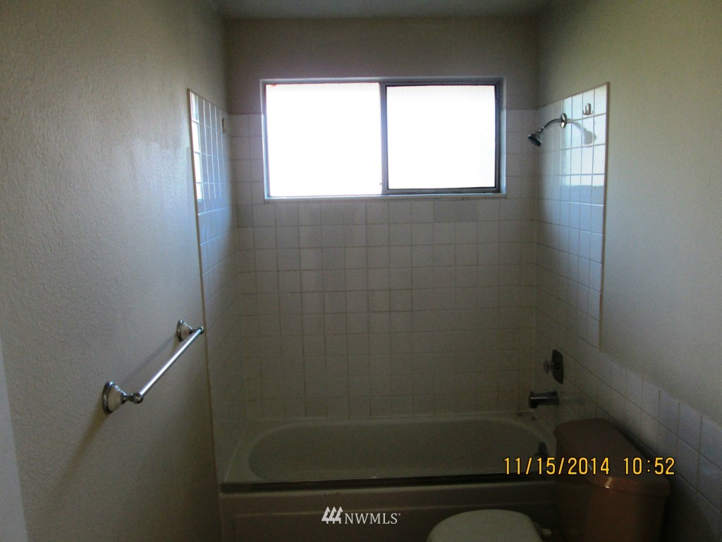 2305 Martin Road Mount Vernon, WA 98273 - Photo 4 of 13 Gallery Image 4