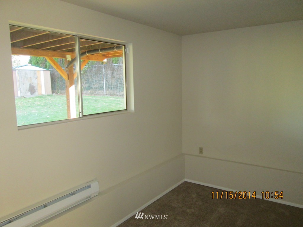 2305 Martin Road Mount Vernon, WA 98273 - Photo 7 of 13 Gallery Image 7