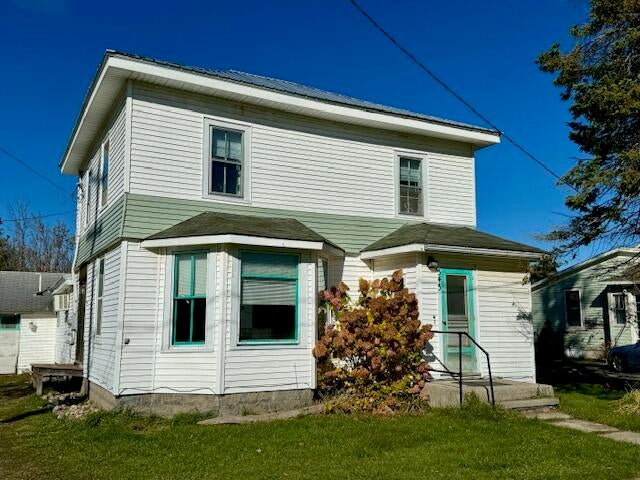 545 Duncan Avenue Cheboygan, MI 49721 - Photo 1 of 26 Front