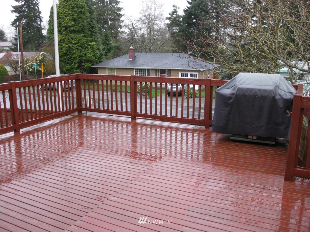 2105 Aberdeen Place Northeast Renton, WA 98056 - Photo 14 of 15 Gallery Image 14
