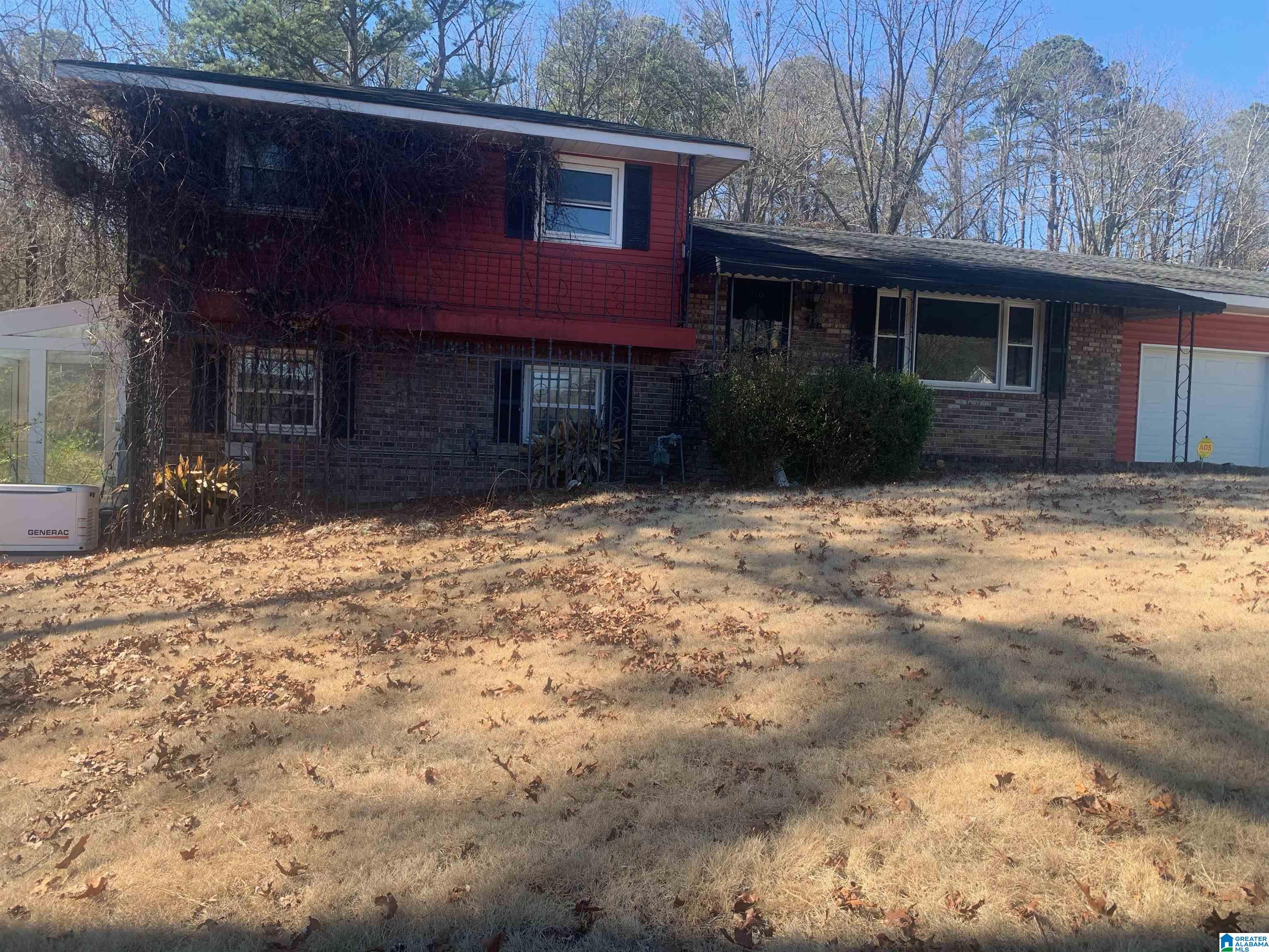 916 Pineview Road Birmingham, AL 35210 - Photo 1 of 17