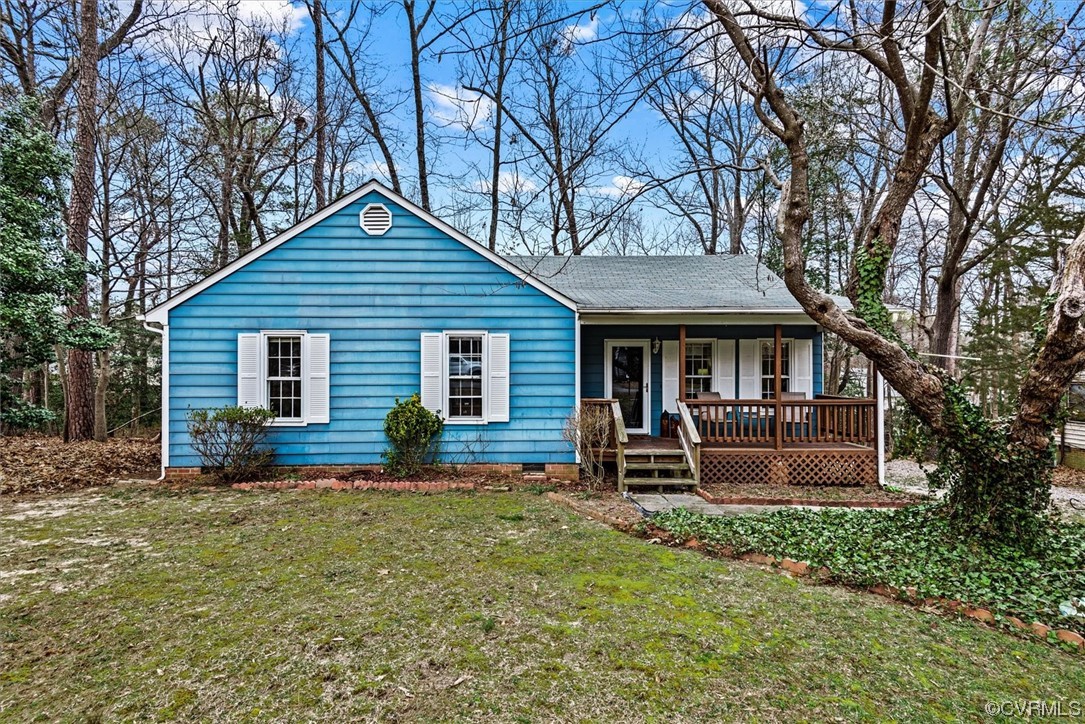 7830 Brightridge Road Chesterfield, VA 23832 - Photo 2 of 18 a front view of a house with garden