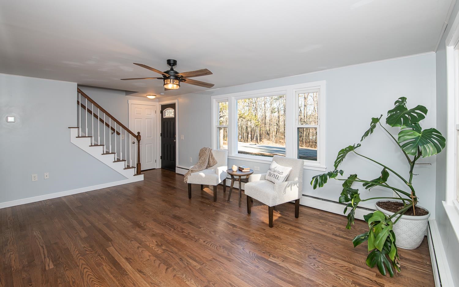 121 Hampstead Road Sandown, NH 03873 - Photo 14 of 60