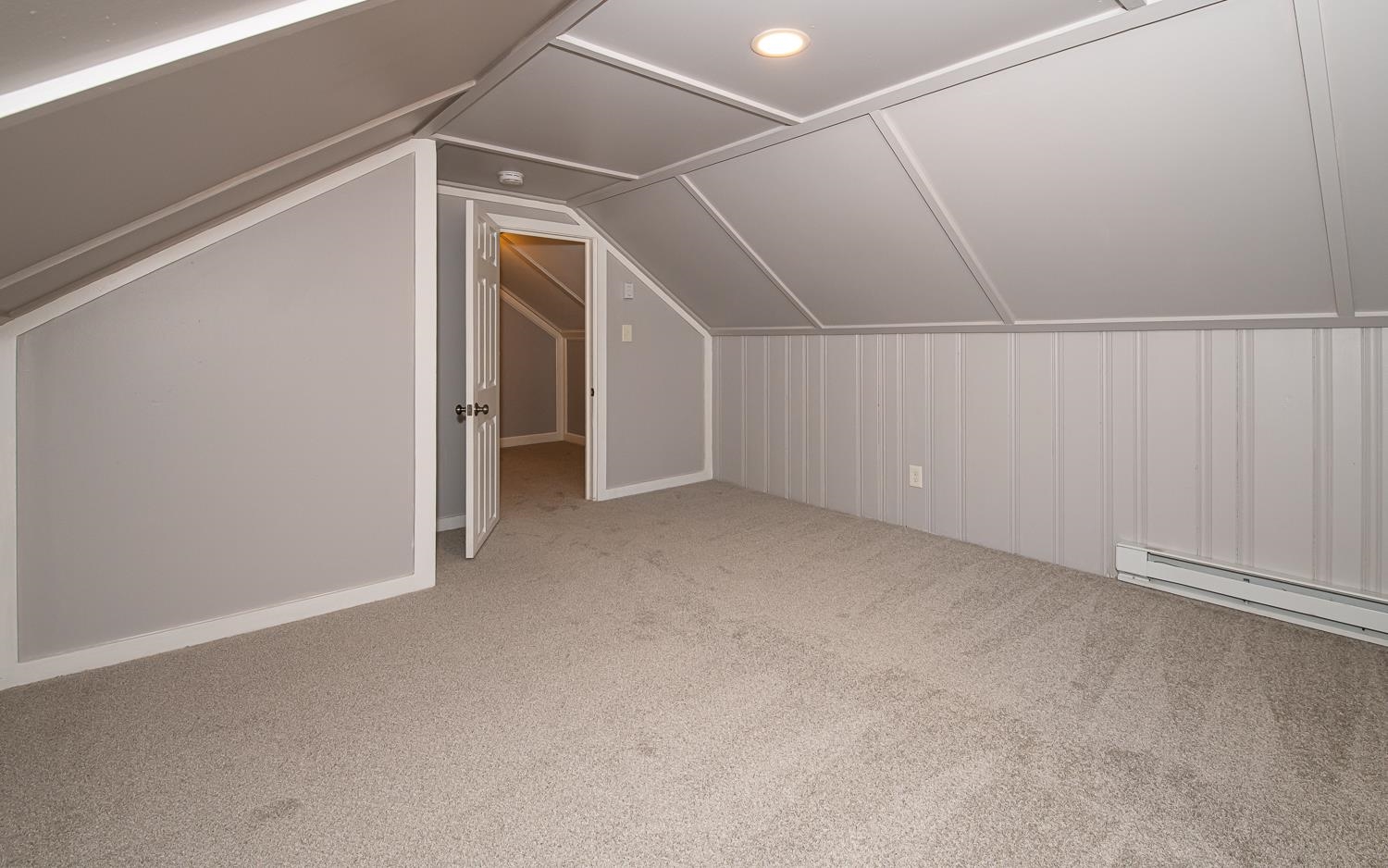 121 Hampstead Road Sandown, NH 03873 - Photo 36 of 60