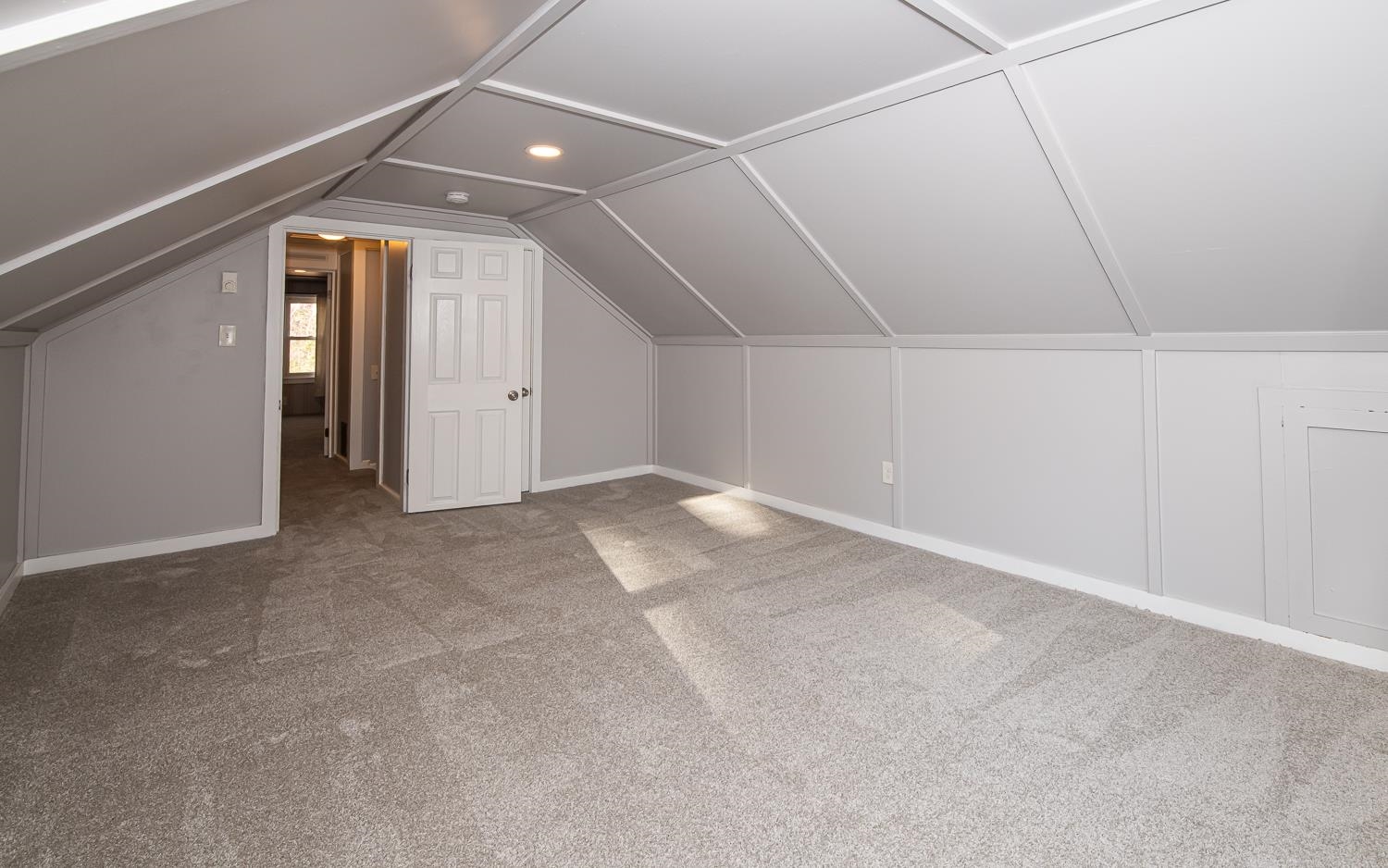 121 Hampstead Road Sandown, NH 03873 - Photo 38 of 60