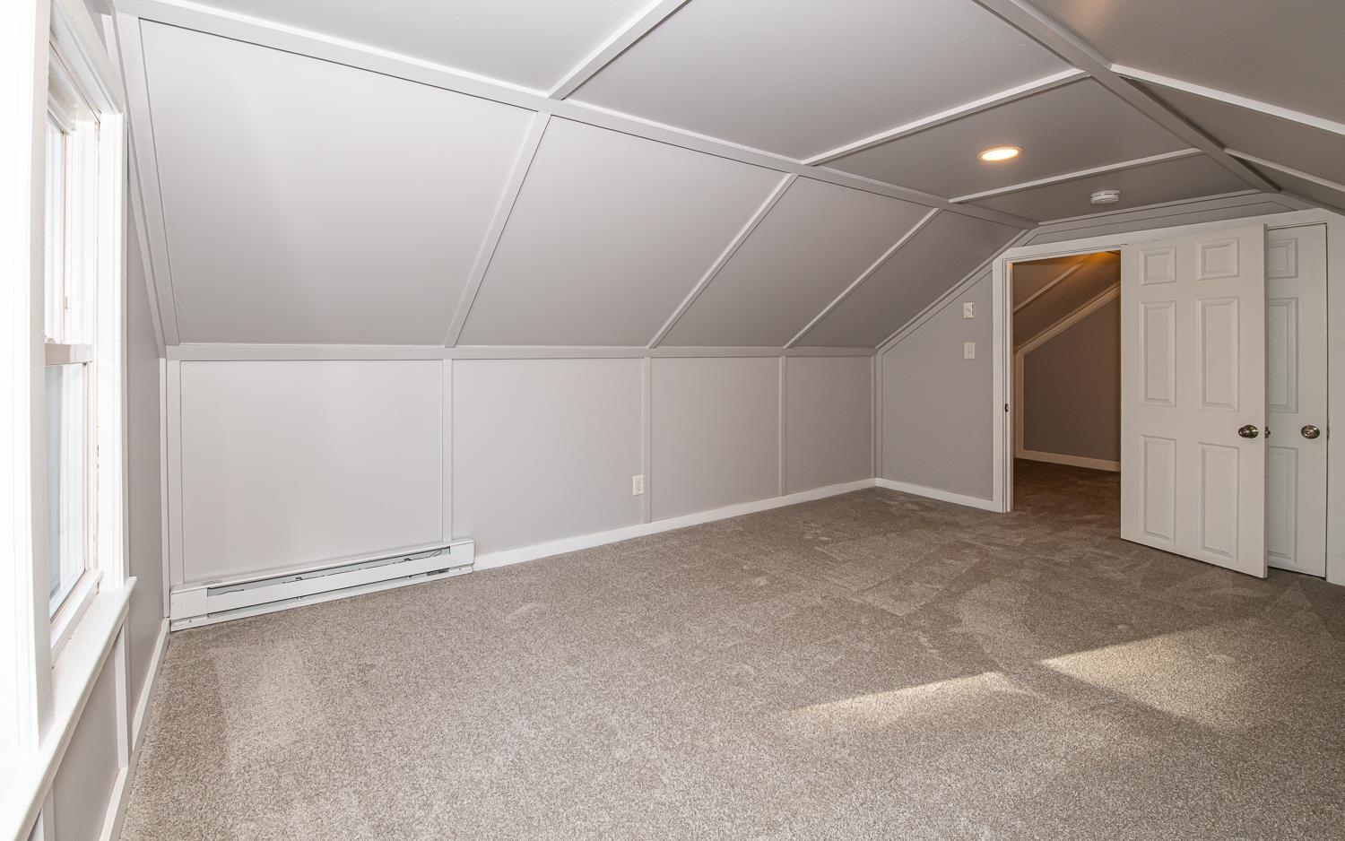 121 Hampstead Road Sandown, NH 03873 - Photo 39 of 60