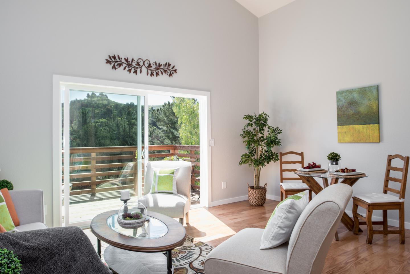 25351 Boots Road, Unit 2 Monterey, CA 93940 - Photo 4 of 22 Gallery Image 4