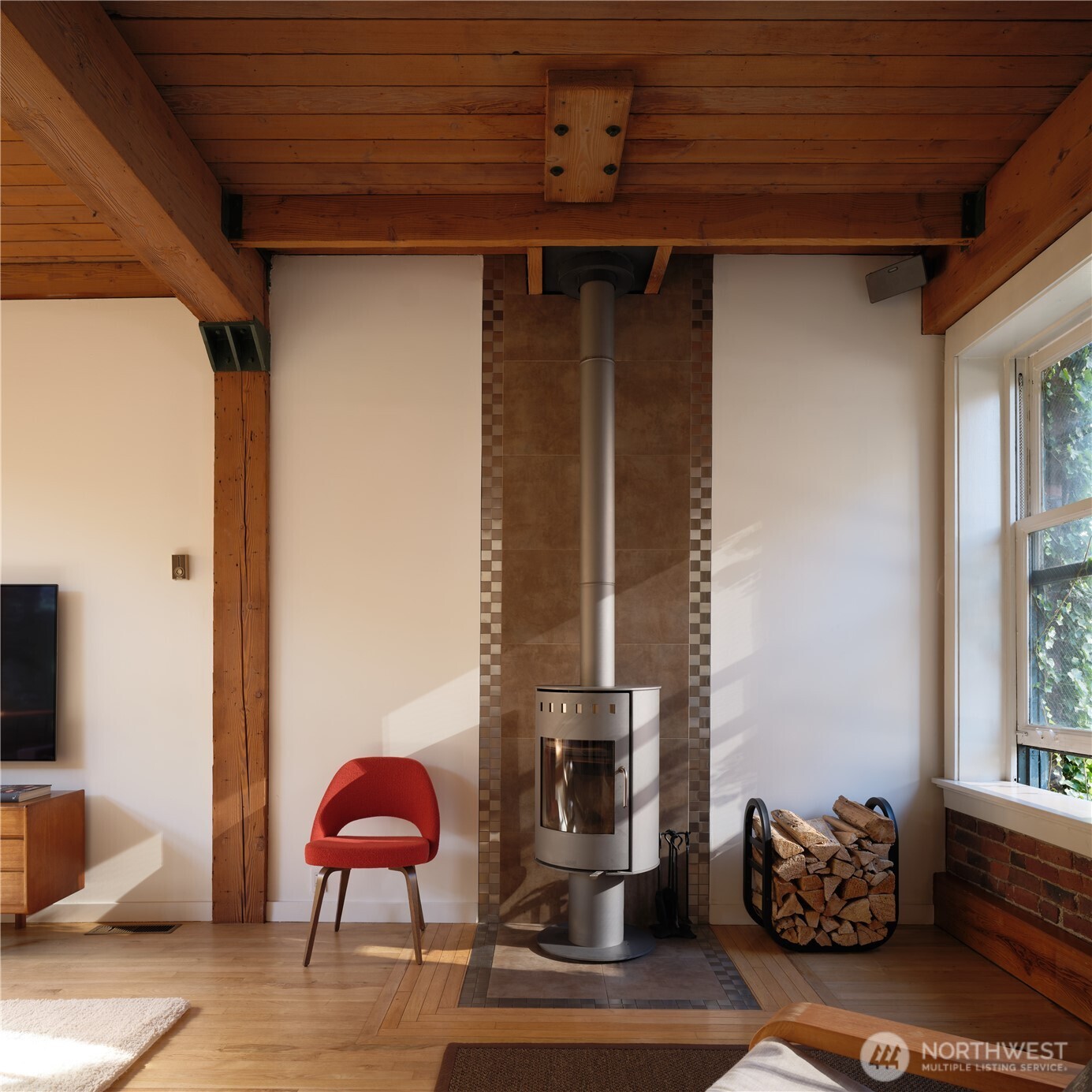 611 Post Avenue, Unit 7 Seattle, WA 98104 - Photo 7 of 20