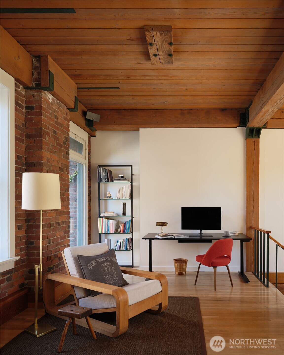 611 Post Avenue, Unit 7 Seattle, WA 98104 - Photo 8 of 20