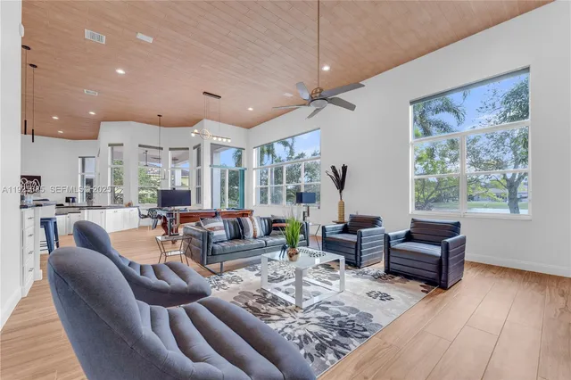 $1,750,000 | 13890 Southwest 41st Street, Davie, FL 33330