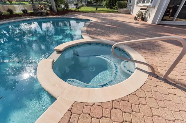 $1,750,000 | 13890 Southwest 41st Street, Davie, FL 33330