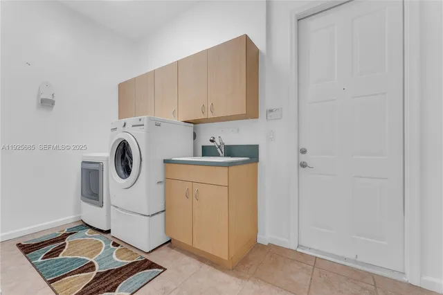 $1,750,000 | 13890 Southwest 41st Street, Davie, FL 33330