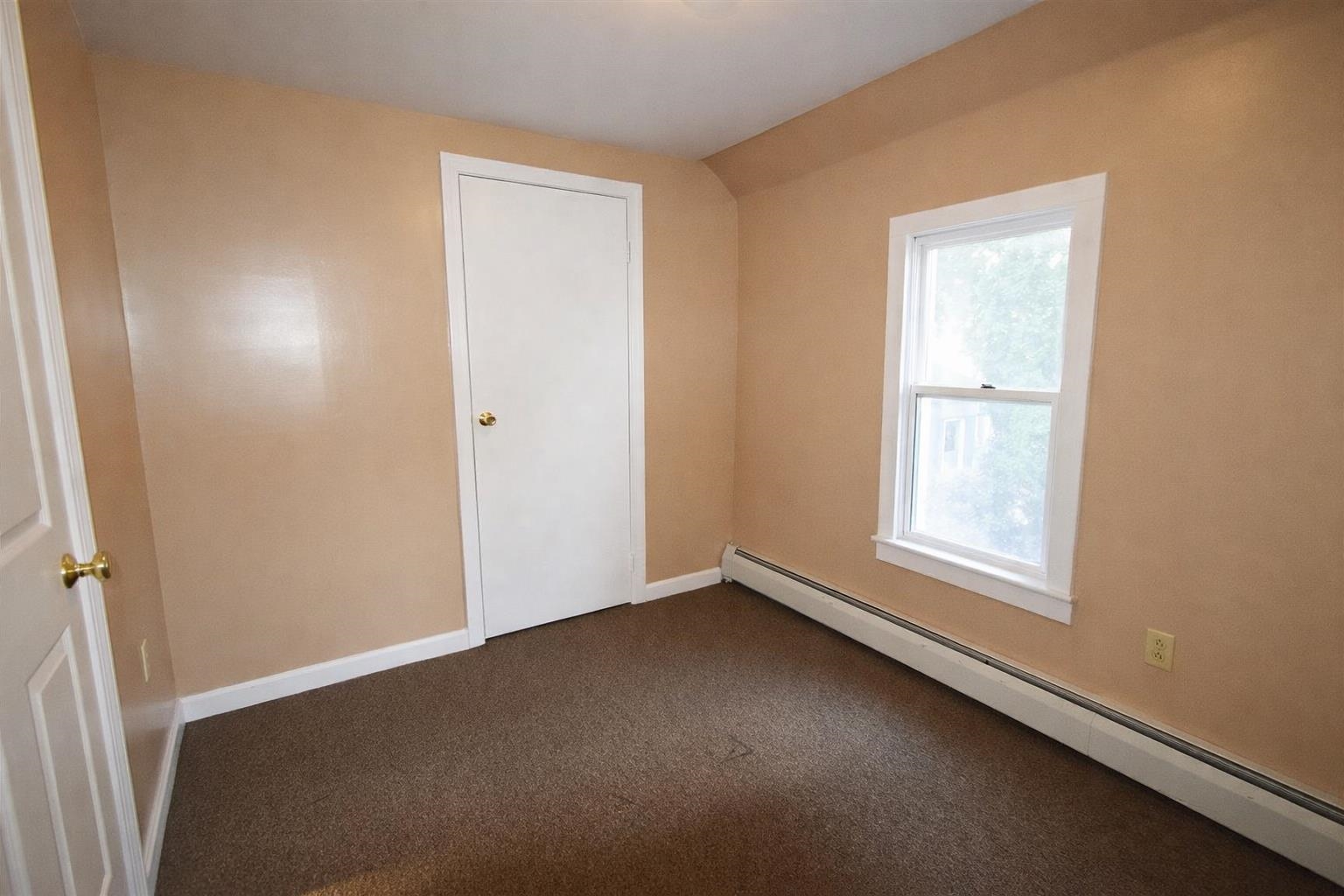 138 Maple Street Rutland, VT 05701 - Photo 15 of 16