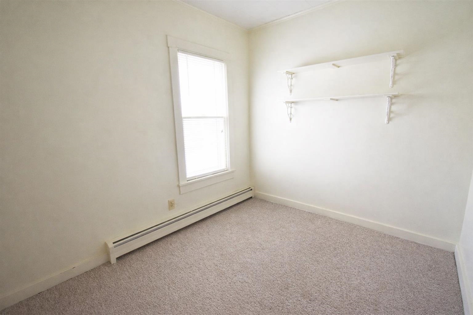 138 Maple Street Rutland, VT 05701 - Photo 5 of 16