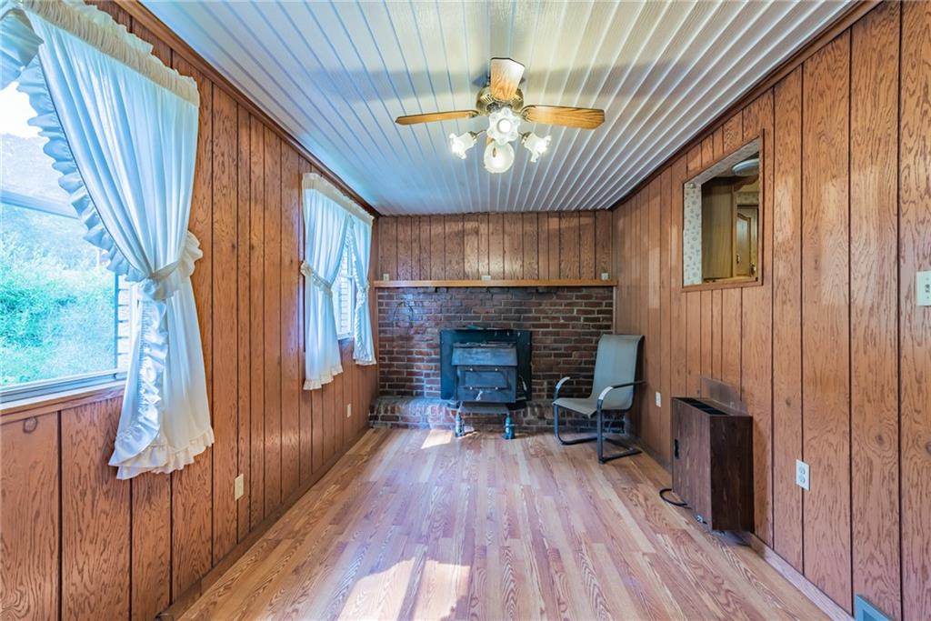1291 Milltown Road Verona, PA 15147 - Photo 12 of 25 Gallery Image 12