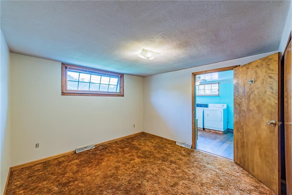 1291 Milltown Road Verona, PA 15147 - Photo 21 of 25 Gallery Image 21