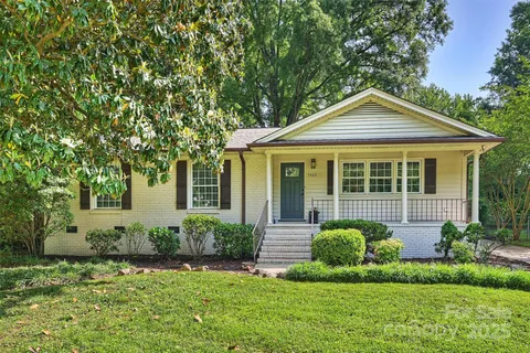 $585,000 | 1522 Barberry Court, Charlotte, NC 28211