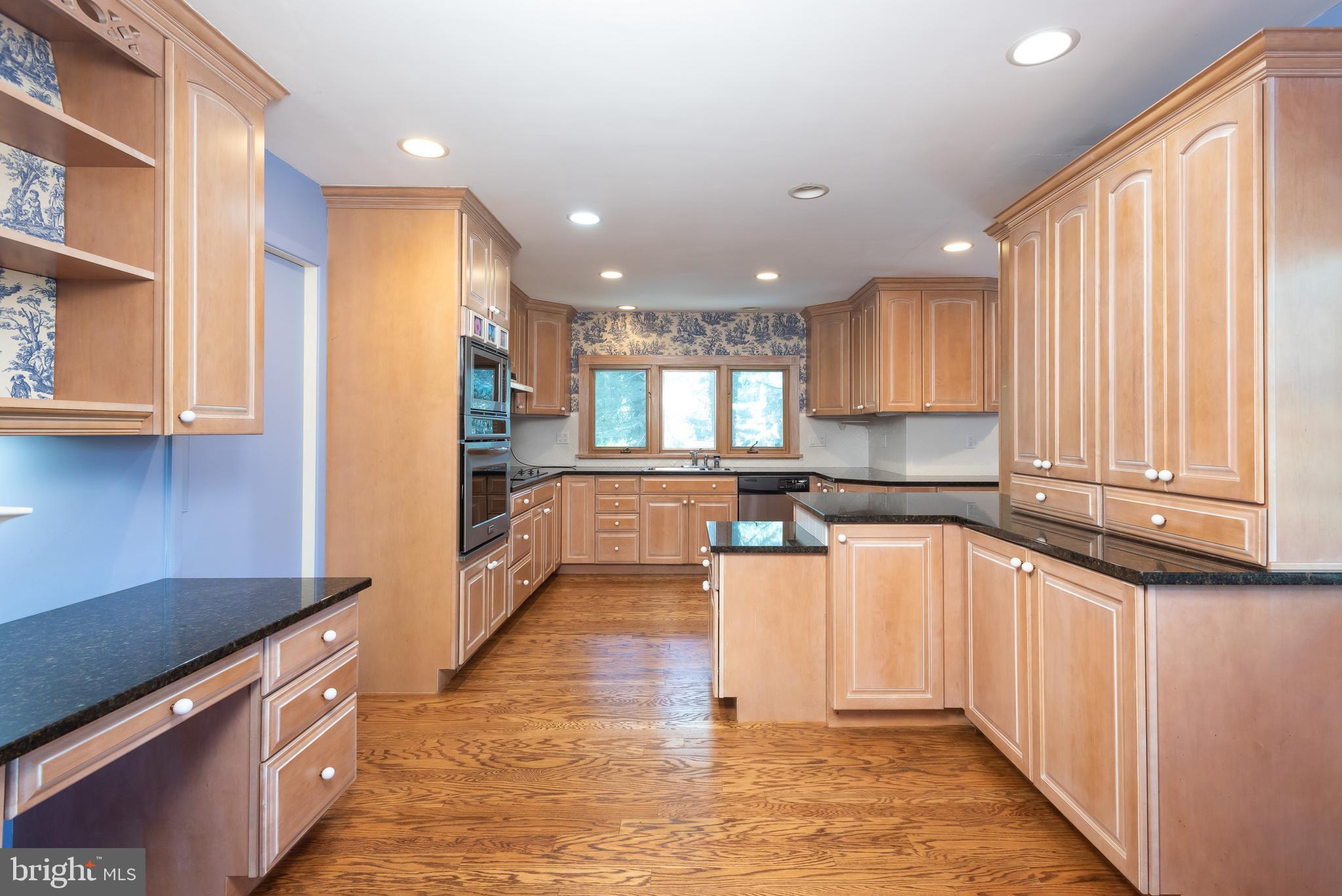 840 Mt Moro Road Villanova, PA 19085 - Photo 13 of 35