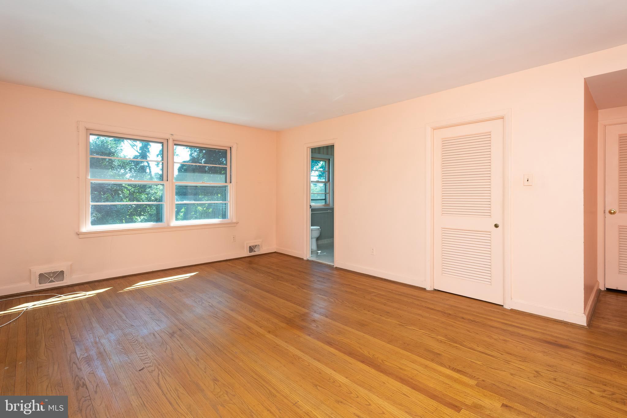 840 Mt Moro Road Villanova, PA 19085 - Photo 22 of 35