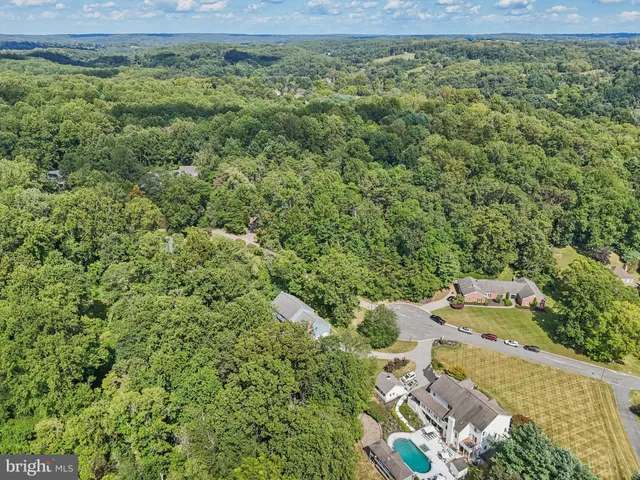 $835,000 | 10 Glencoe Manor Court, Sparks Glencoe, MD 21152