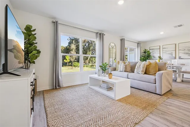 $322,490 | 996 Fawn Grace Road, Umatilla, FL 32784