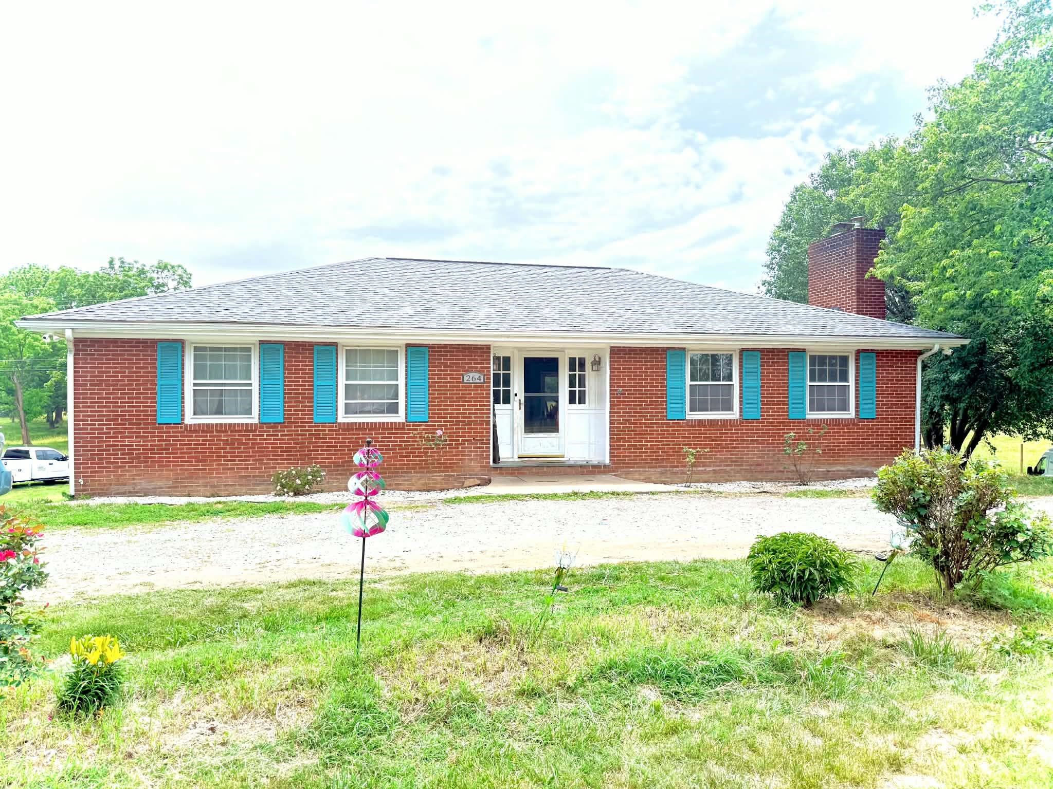 264 Mt Torrey Road Lyndhurst, VA 22952 - Photo 1 of 21