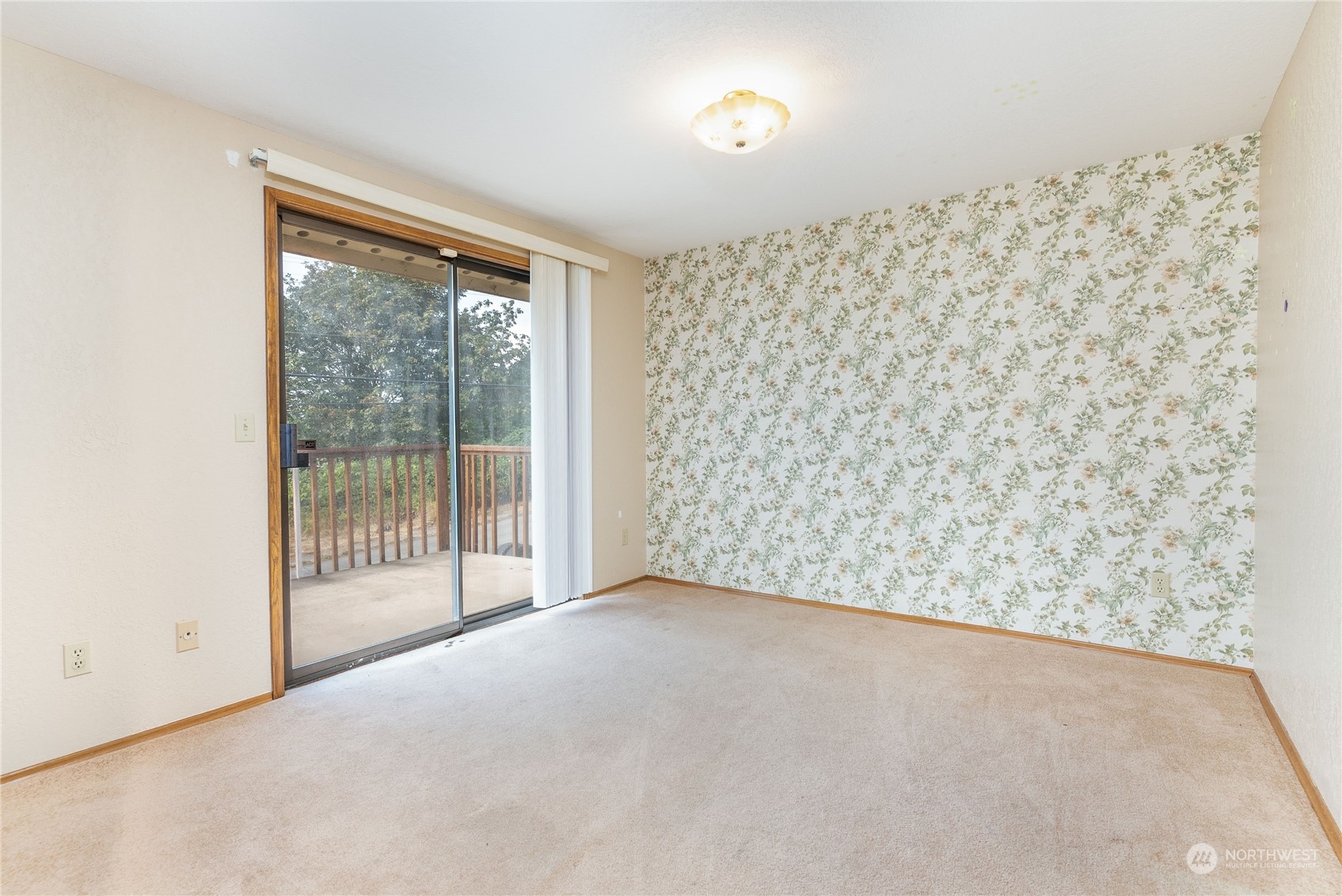 2650 Cherry Avenue Bremerton, WA 98310 - Photo 16 of 25 a view of an empty room and glass door