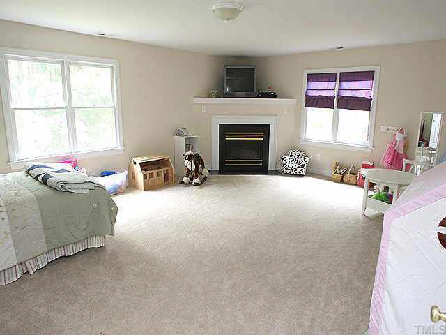 3908 Chippenham Road Durham, NC 27707 - Photo 8 of 10 Gallery Image 8