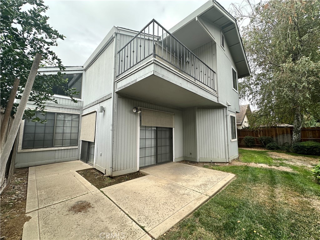 3072 Ironwood Court Merced, CA 95340 - Photo 20 of 25 a view of a house with a yard