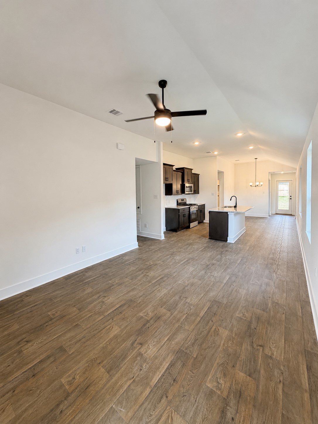 9304 Hard Rock Road Conroe, TX 77303 - Photo 3 of 15 View from Entry (living area)