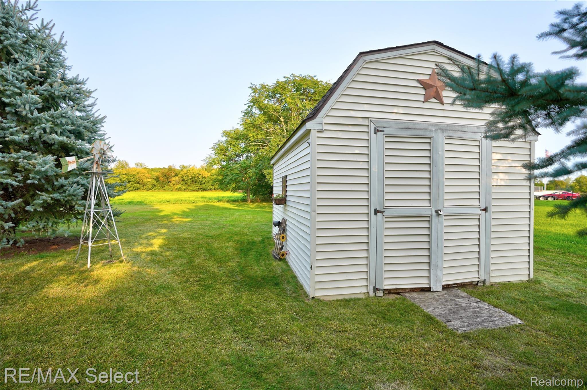 8224 North Genesee Road Mount Morris, MI 48458 - Photo 45 of 57 8224 N Genesee Road 12.jpg