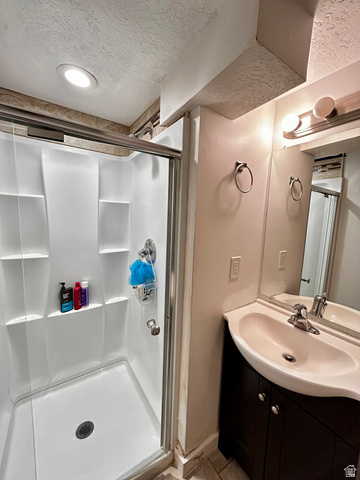 1931 Harrison Boulevard Ogden, UT 84401 - Photo 12 of 21 Bathroom #2