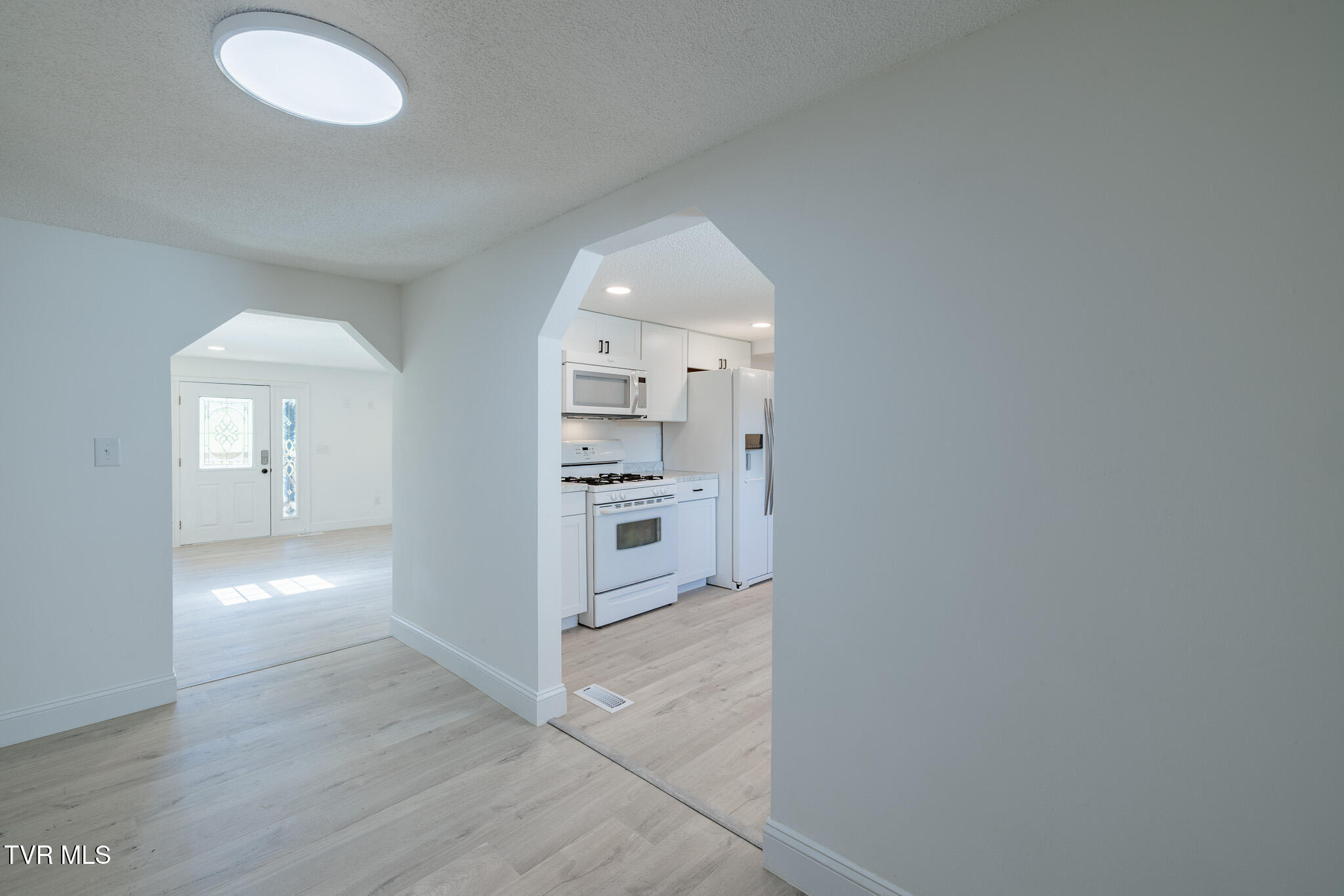 405 Sam Aiken Road Telford, TN 37690 - Photo 11 of 31 1R9A9500-HDR