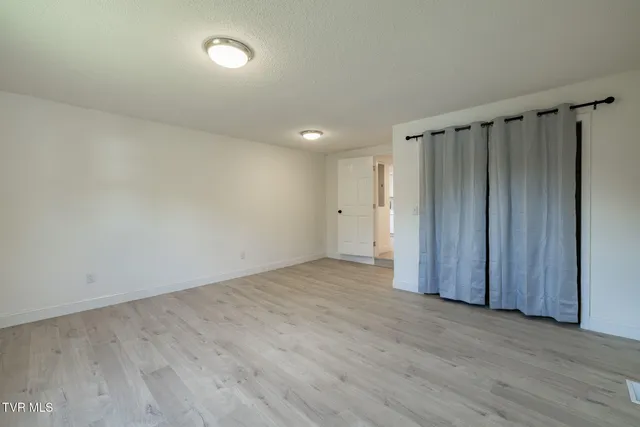 $199,999 | 405 Sam Aiken Road, Telford, TN 37690